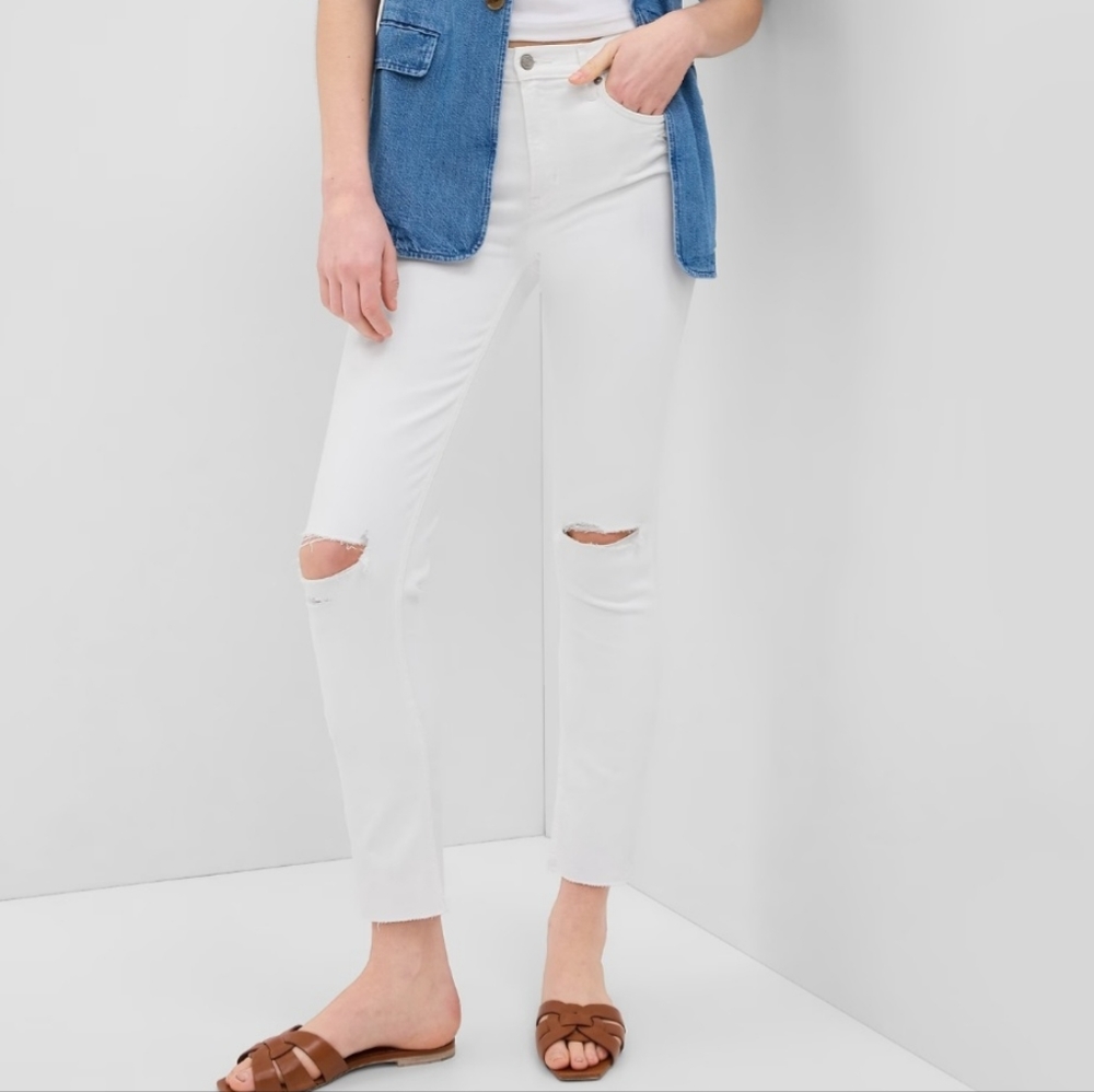 NWT GAP Womens Size 30 Mid Rise Vintage Slim Jeans